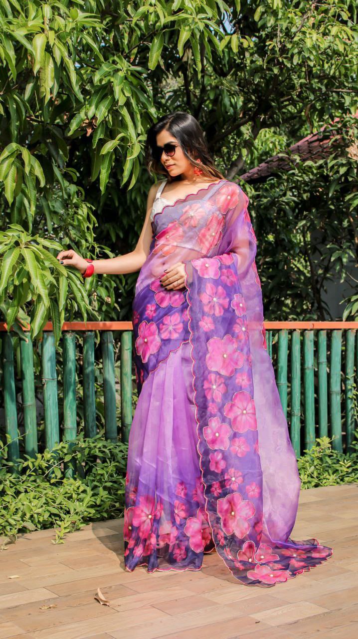 Premium Organza with excellent Digital print saree