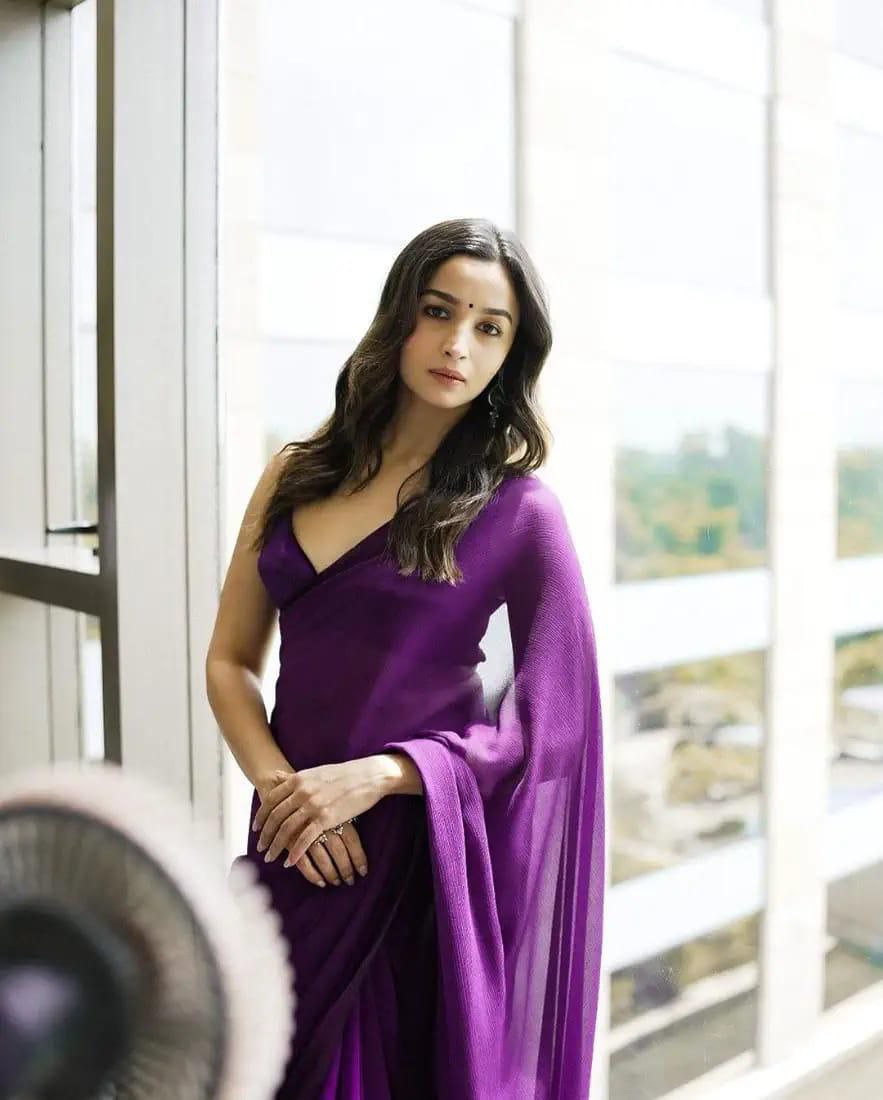 ALIA BHATT CHIFFON DARK SHADE SAREE