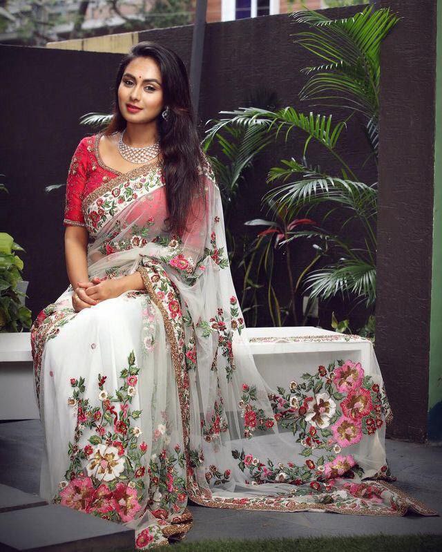 Chainstich Work Saree