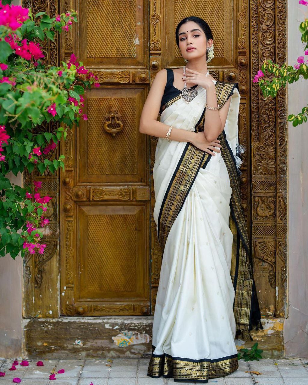 BEAUTIFUL RICH PALLU & JACQUARD  PATTERN WORK  SAREE