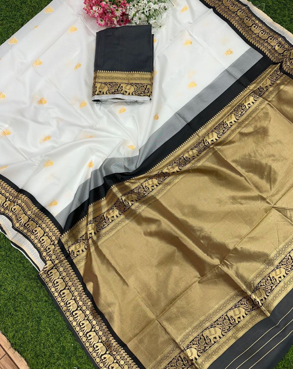 BEAUTIFUL RICH PALLU & JACQUARD  PATTERN WORK  SAREE