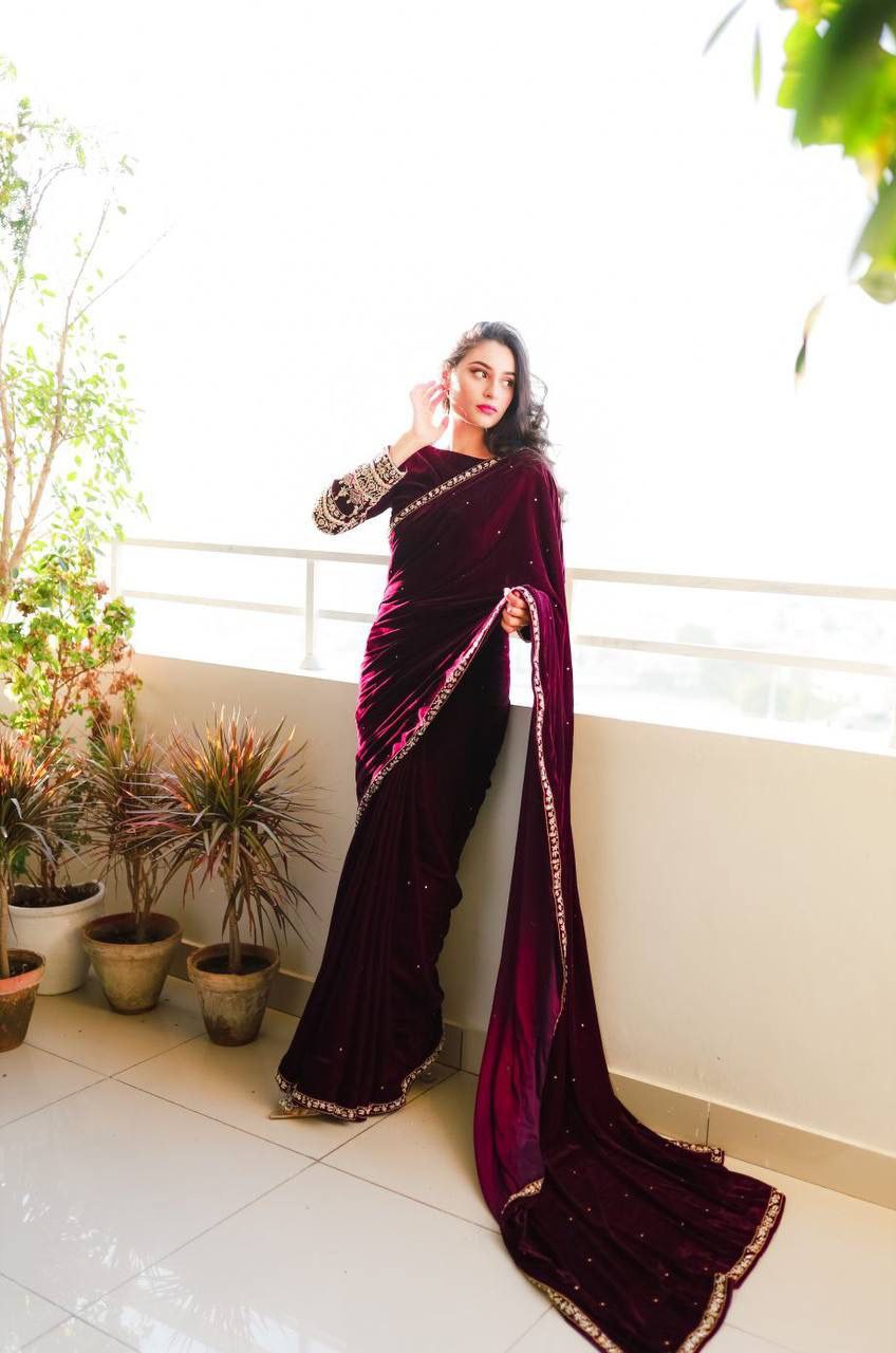 VELVET SAREE WITH EMBROIDERED & FANCY LACE BORDER & SLEEVE WORK