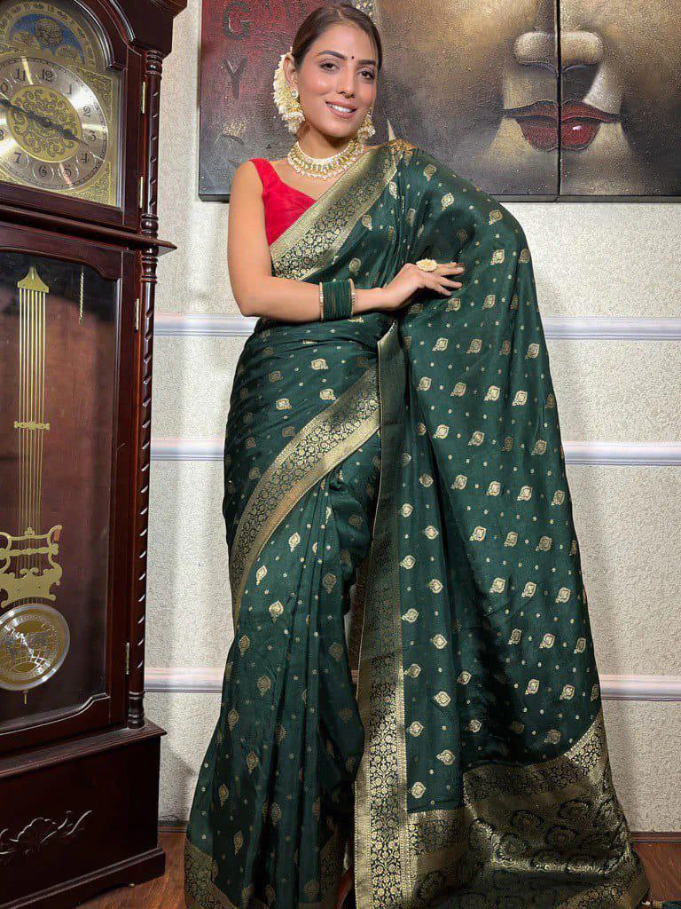 BEAUTIFUL  SOFT LICHI SILK CLOTH SAREE