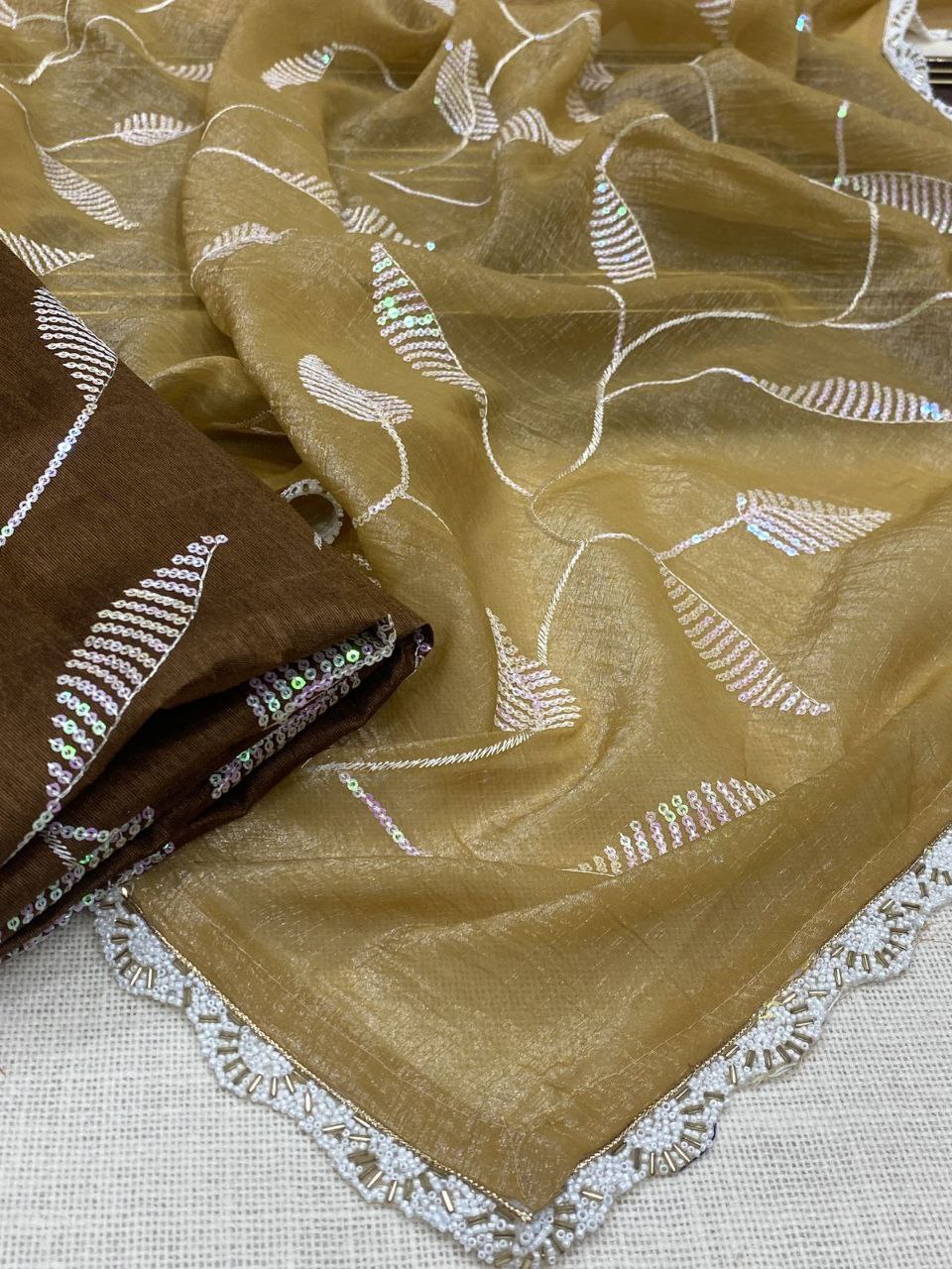 Elegant Simery crunchy fabric saree