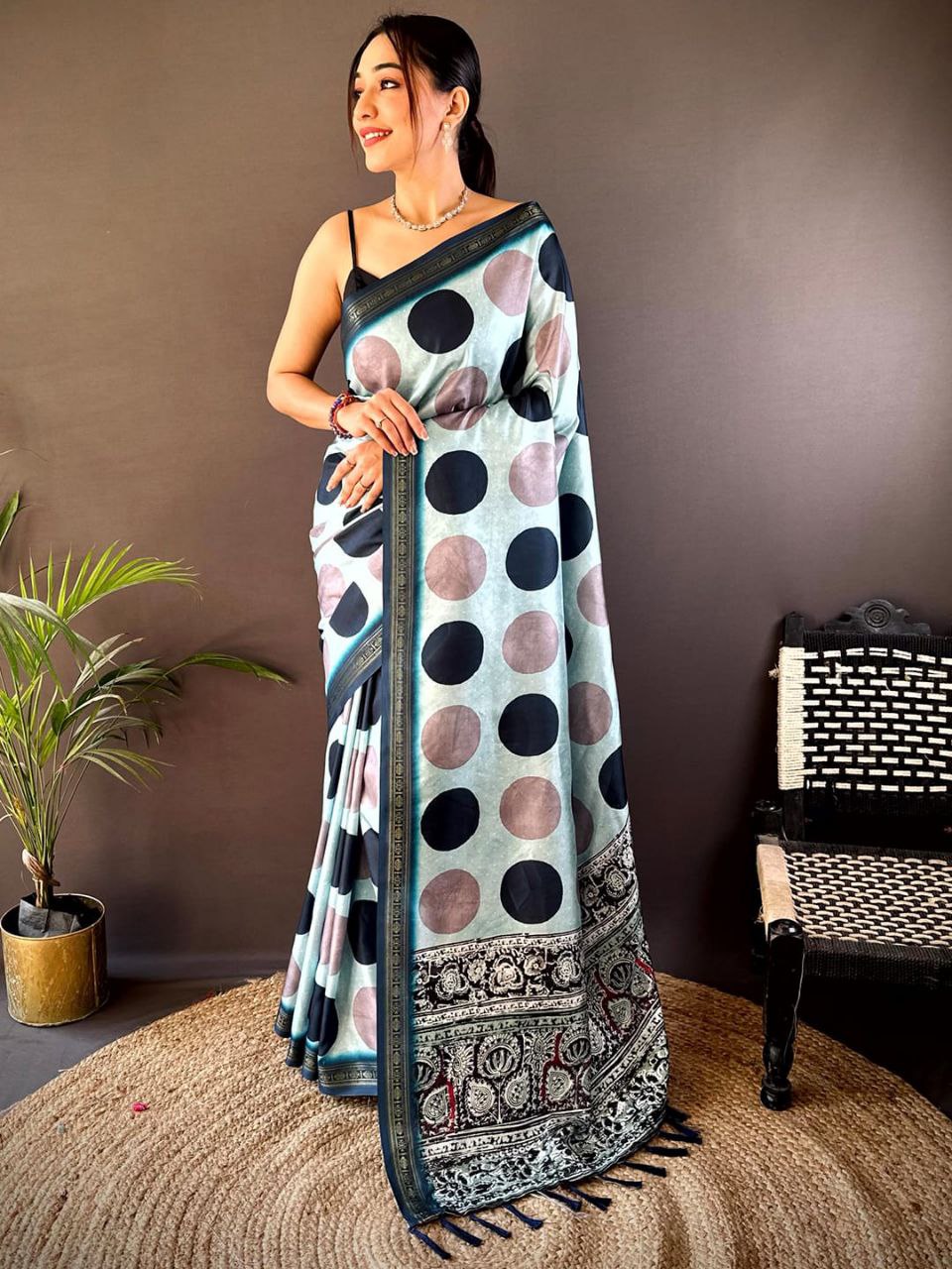 Soft Silk Polka Dot Print Saree
