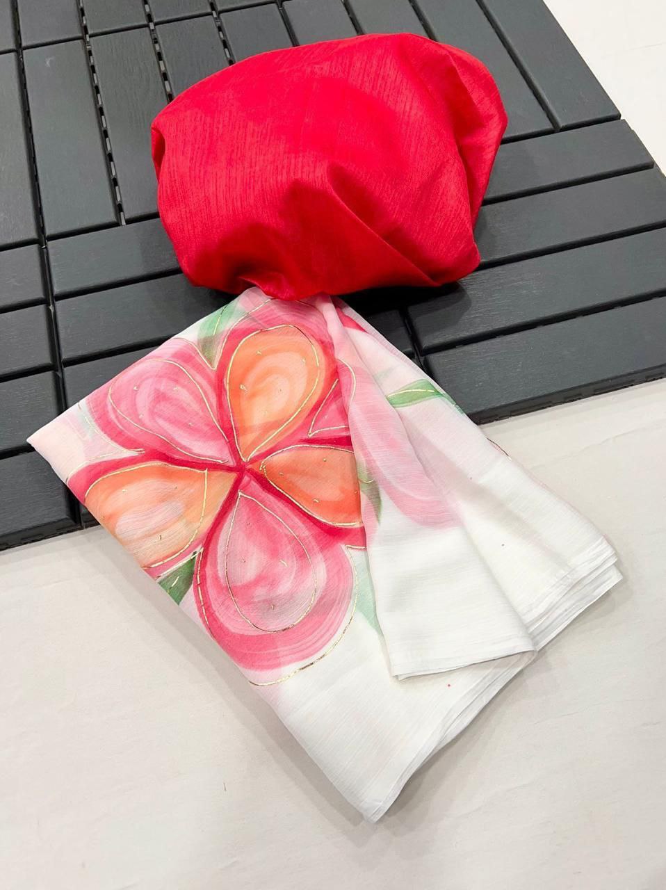 Beautiful Chiffon Fabric Saree